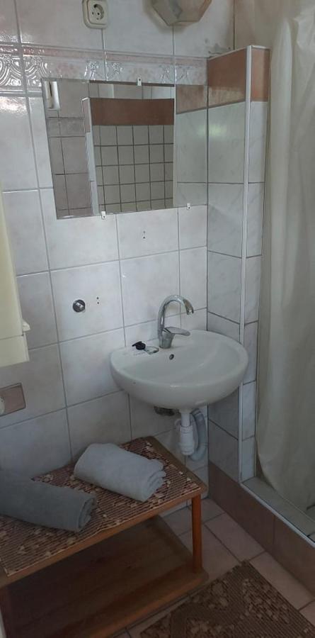 Tóra nyíló vendégház badacsonytomaj Exterior foto